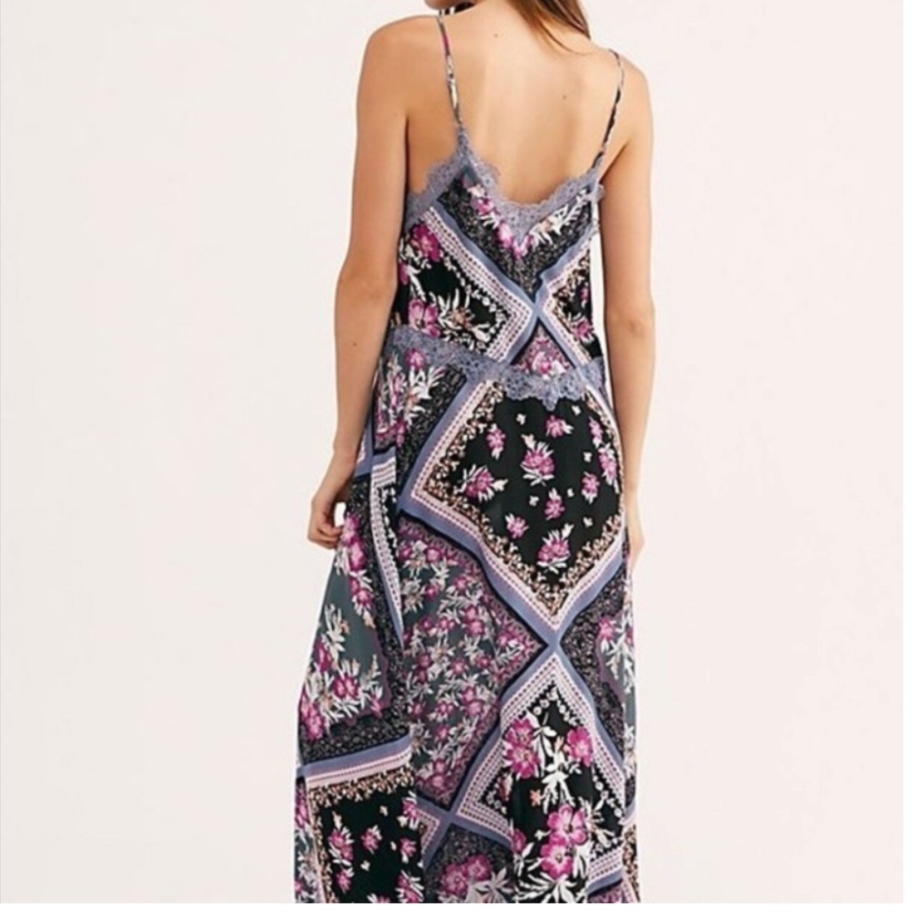 Stevie Printed Maxi Patchwork Collage Floral Chic… - image 5